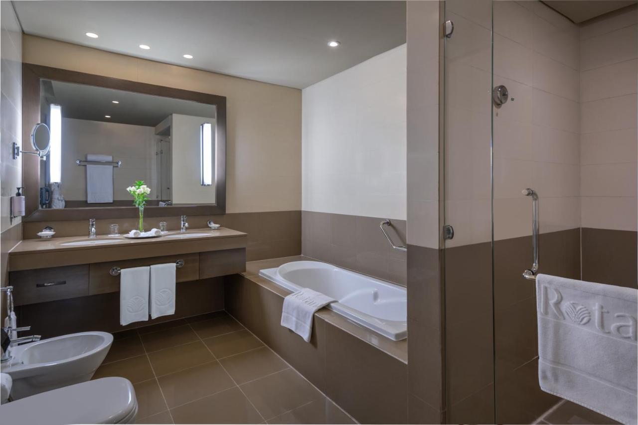 One Bedroom Apartment
