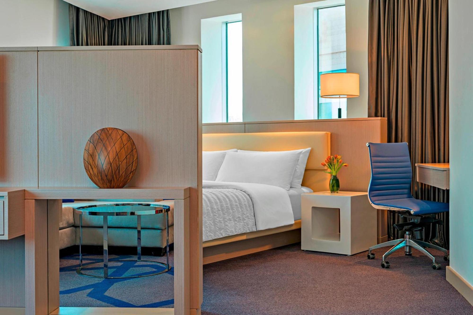 Deluxe Suite 1 Bedroom Suite 1 King
